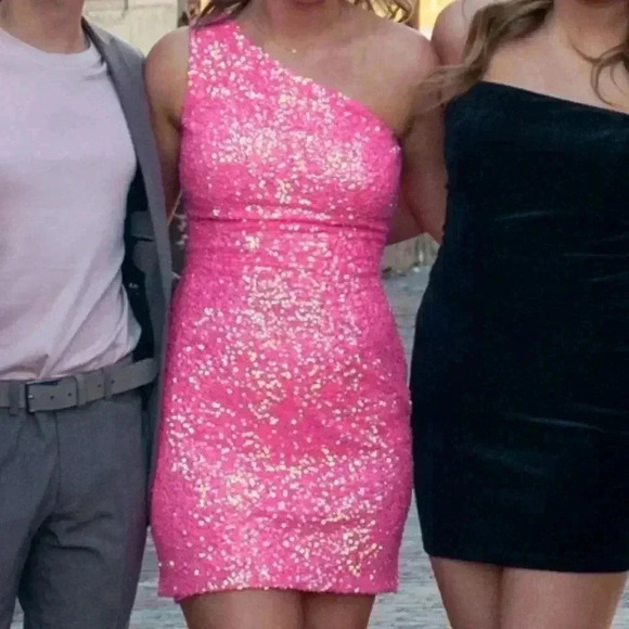 Ashley Lauren Dresses & Skirts - Homecoming Dress by Ashley Lauren Size 4